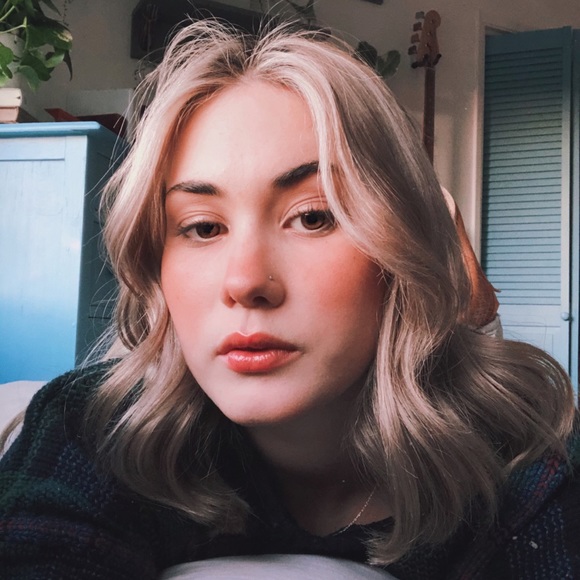 Meet your Posher, Sofia - Picture 9 of 13